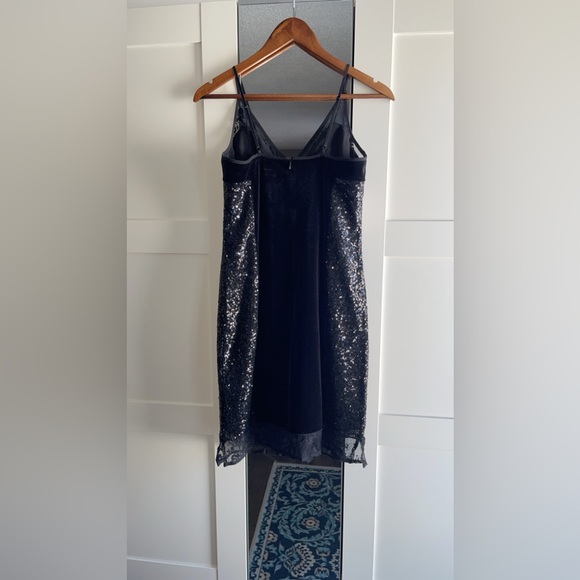 French Connection Sequin Dress - Picture 4 of 4